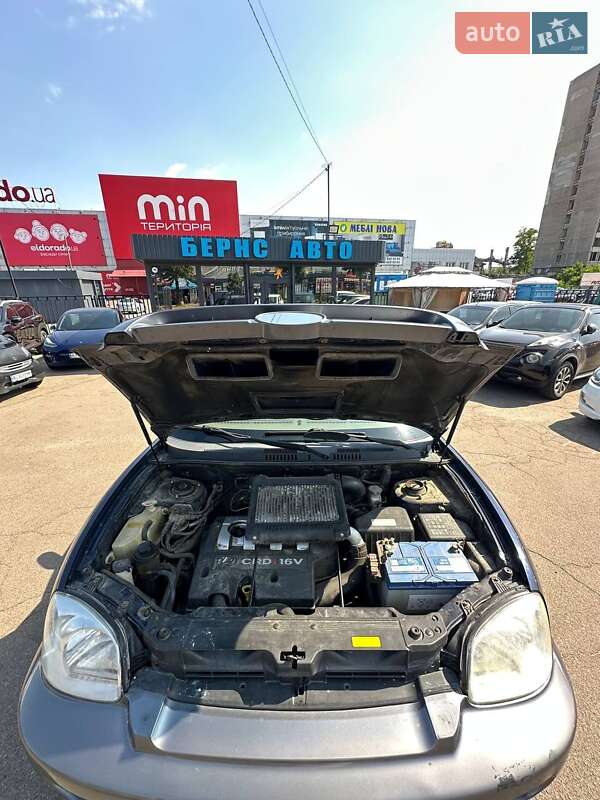 Позашляховик / Кросовер Hyundai Santa FE 2005 в Києві