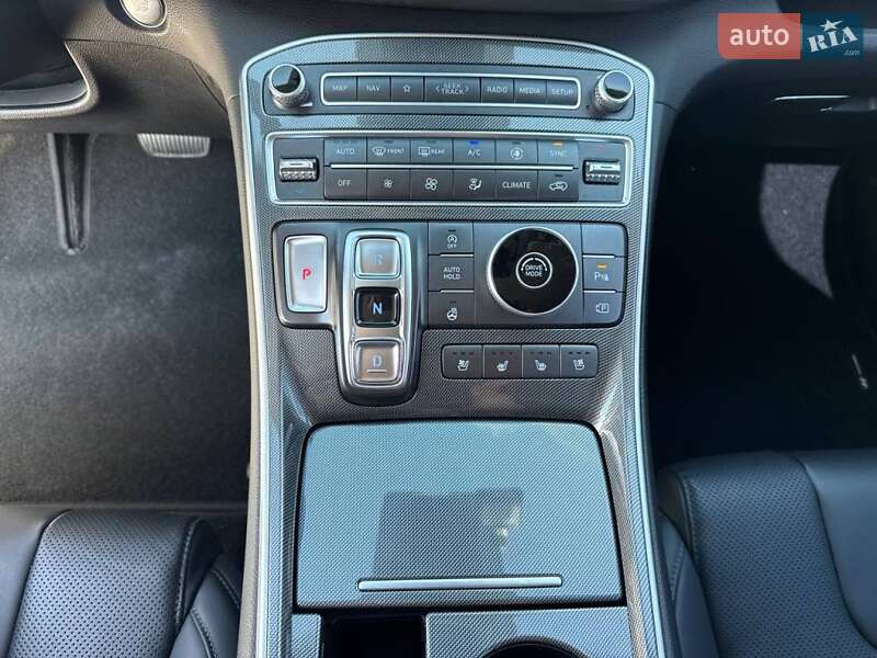 Позашляховик / Кросовер Hyundai Santa FE 2020 в Києві