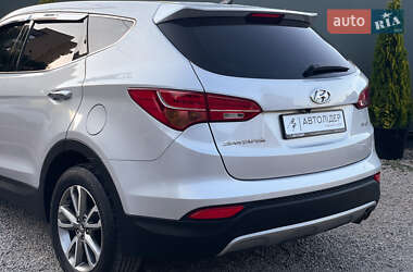 Внедорожник / Кроссовер Hyundai Santa FE 2013 в 
