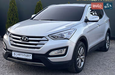Внедорожник / Кроссовер Hyundai Santa FE 2013 в 
