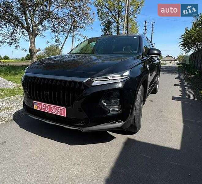 Внедорожник / Кроссовер Hyundai Santa FE 2018 в Виннице