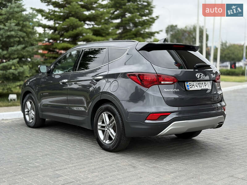 Позашляховик / Кросовер Hyundai Santa FE 2017 в Одесі