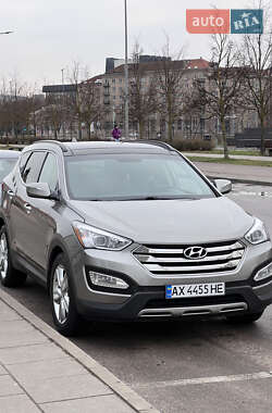 Внедорожник / Кроссовер Hyundai Santa FE 2014 в Киеве