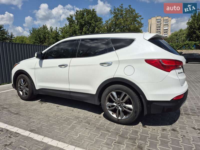 Внедорожник / Кроссовер Hyundai Santa FE 2015 в Виннице