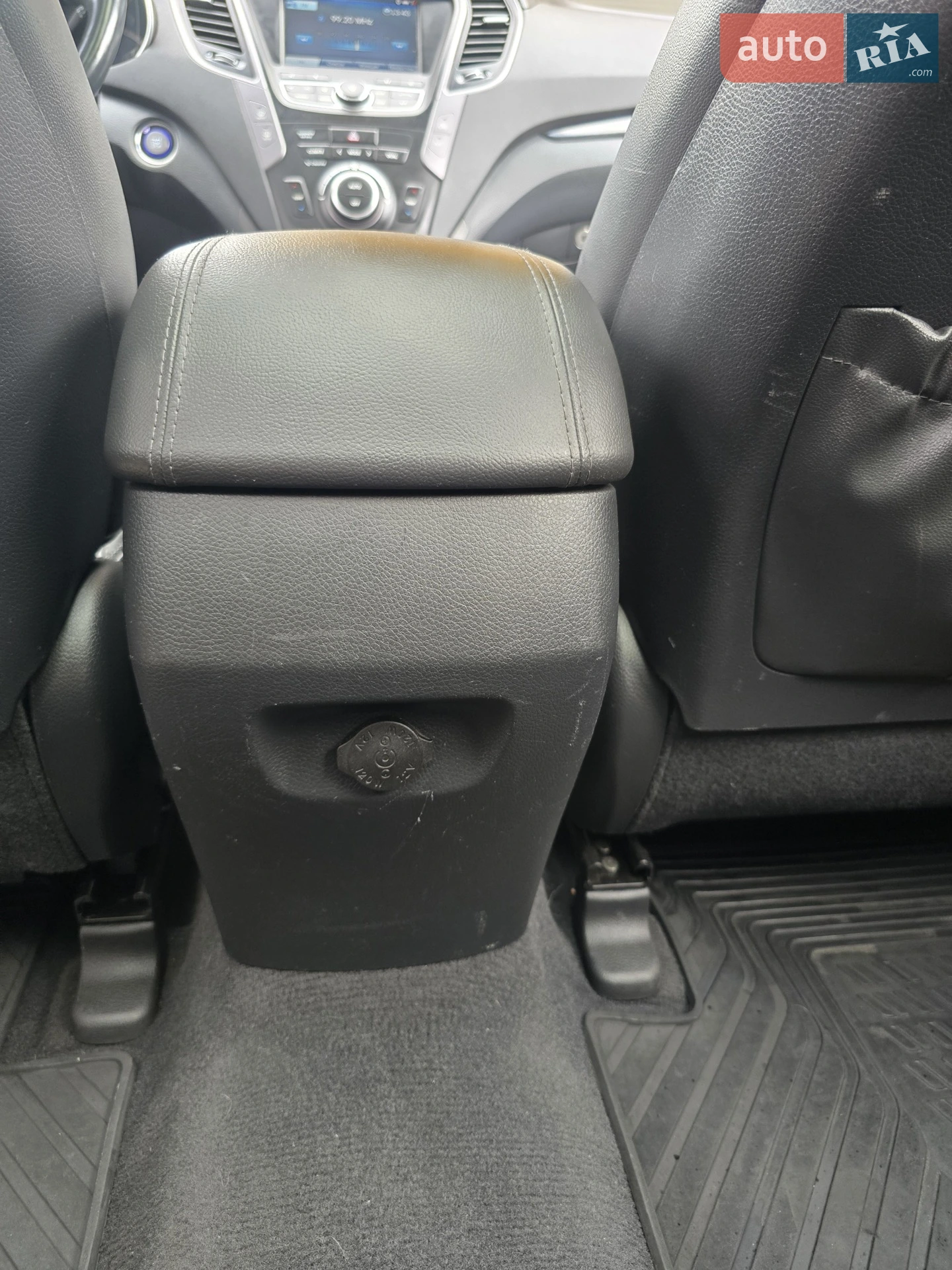 2012 Hyundai Santa Fe - мініатюра 28