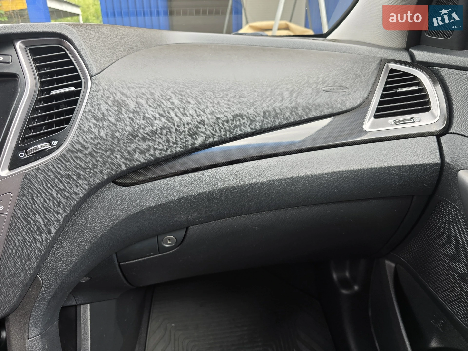 2012 Hyundai Santa Fe - мініатюра 26