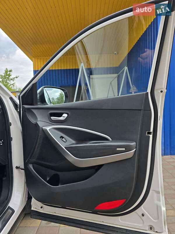 Позашляховик / Кросовер Hyundai Santa FE 2012 в Вінниці