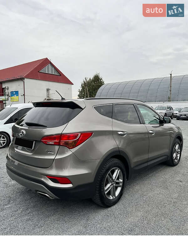 Позашляховик / Кросовер Hyundai Santa FE 2018 в Рівному