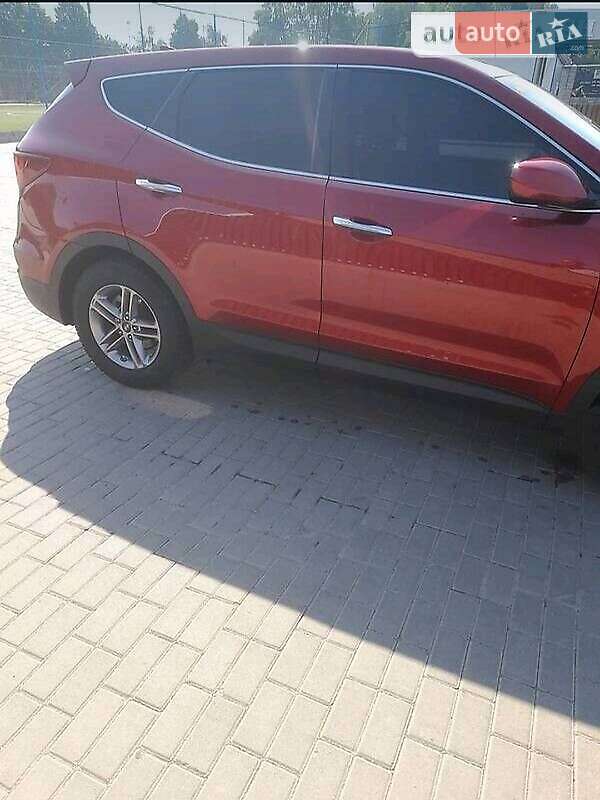 Внедорожник / Кроссовер Hyundai Santa FE 2016 в Львове