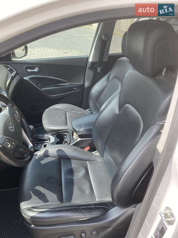 Позашляховик / Кросовер Hyundai Santa FE 2013 в Львові