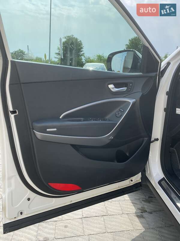 Позашляховик / Кросовер Hyundai Santa FE 2013 в Львові