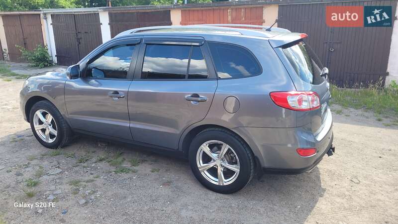 Позашляховик / Кросовер Hyundai Santa FE 2011 в Сумах