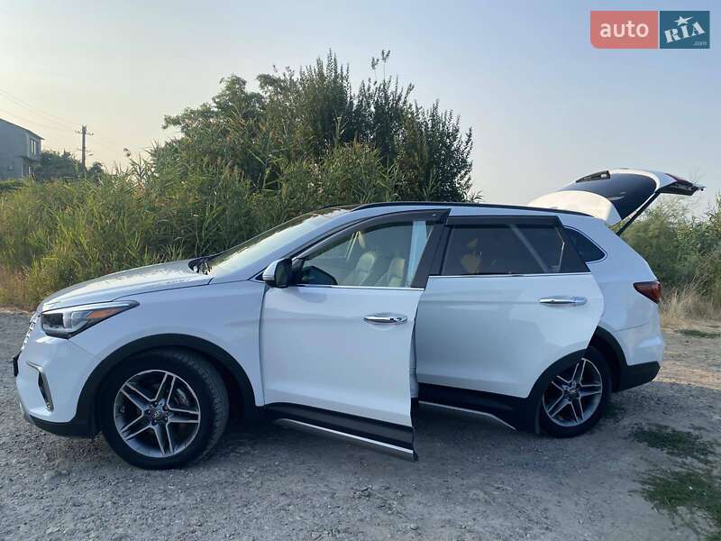 Позашляховик / Кросовер Hyundai Santa FE 2017 в Одесі