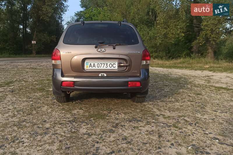 Позашляховик / Кросовер Hyundai Santa FE 2005 в Києві
