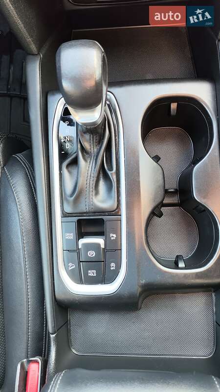 Внедорожник / Кроссовер Hyundai Santa FE 2018 в Кривом Роге фото 16 Внедорожник / Кроссовер Hyundai Santa FE 2018 в Кривом Роге