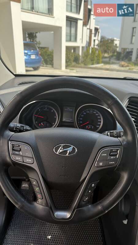 Позашляховик / Кросовер Hyundai Santa FE 2015 в Одесі