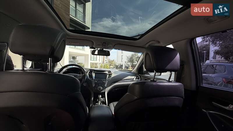 Позашляховик / Кросовер Hyundai Santa FE 2015 в Одесі