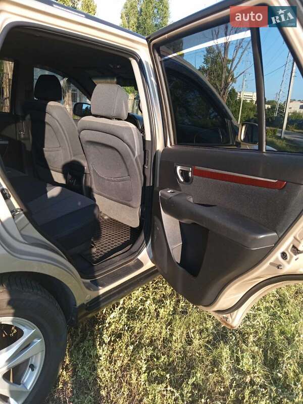 Позашляховик / Кросовер Hyundai Santa FE 2006 в Харкові