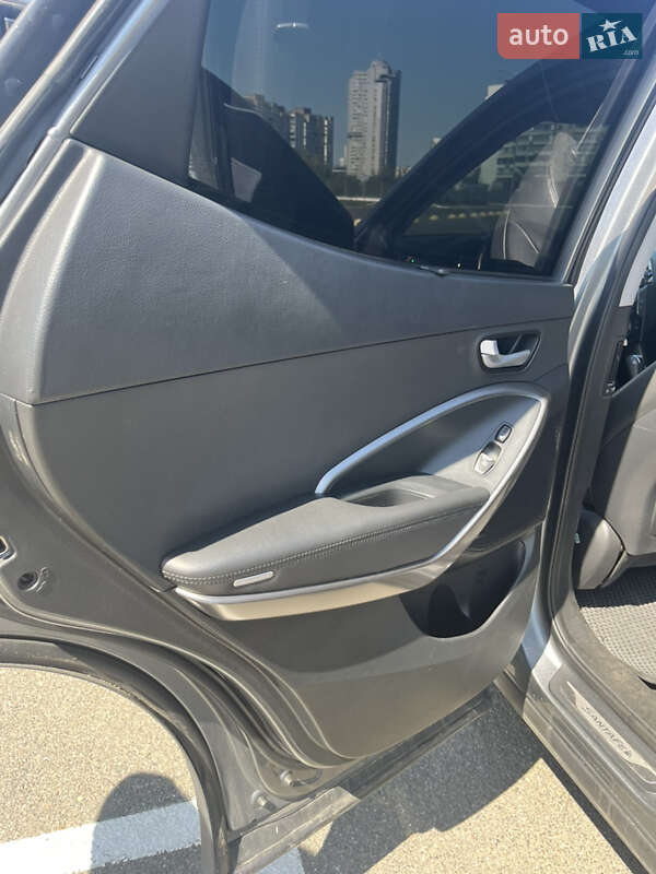 Внедорожник / Кроссовер Hyundai Santa FE 2017 в Киеве фото 10 Внедорожник / Кроссовер Hyundai Santa FE 2017 в Киеве