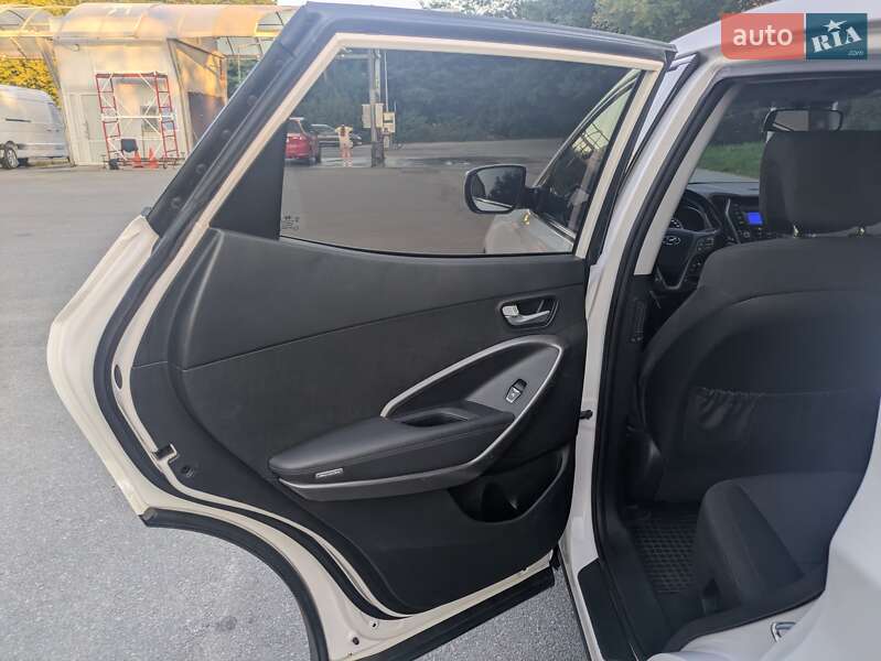 Позашляховик / Кросовер Hyundai Santa FE 2014 в Бердичеві фото 18 Позашляховик / Кросовер Hyundai Santa FE 2014 в Бердичеві