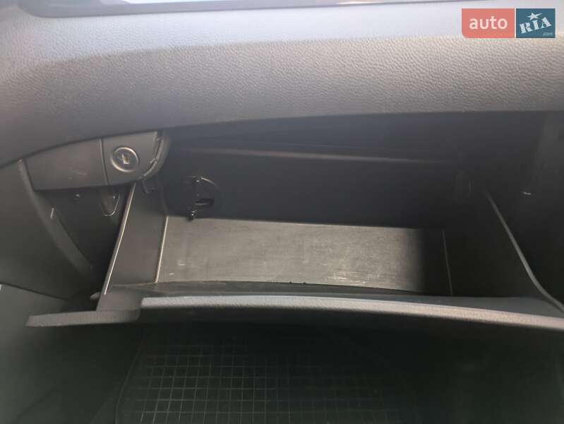 Позашляховик / Кросовер Hyundai Santa FE 2014 в Бердичеві фото 28 Позашляховик / Кросовер Hyundai Santa FE 2014 в Бердичеві