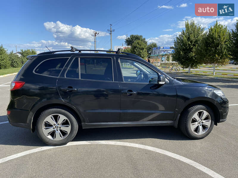 Позашляховик / Кросовер Hyundai Santa FE 2011 в Бучі