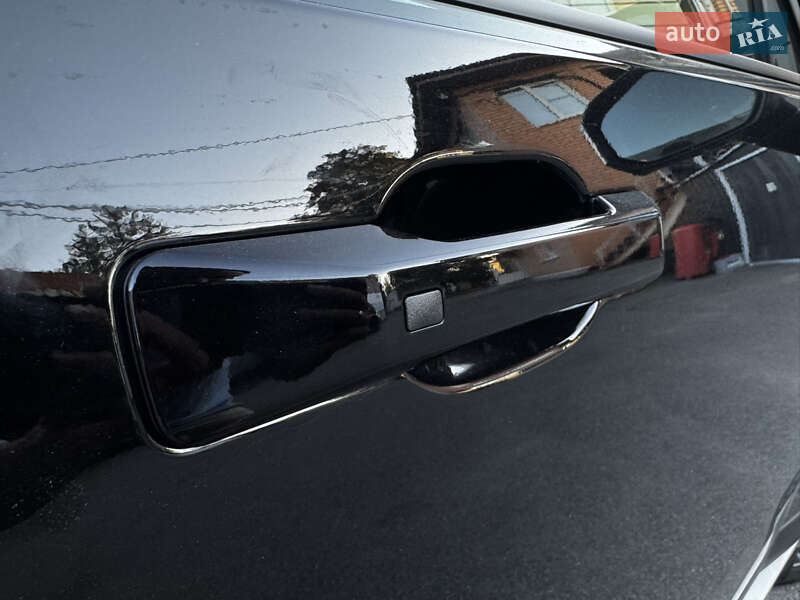 Внедорожник / Кроссовер Hyundai Santa FE 2024 в Киеве