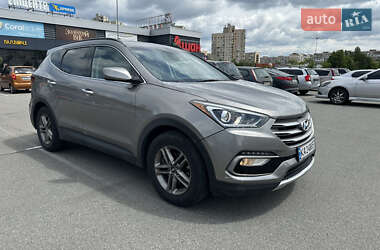 Внедорожник / Кроссовер Hyundai Santa FE 2016 в Киеве