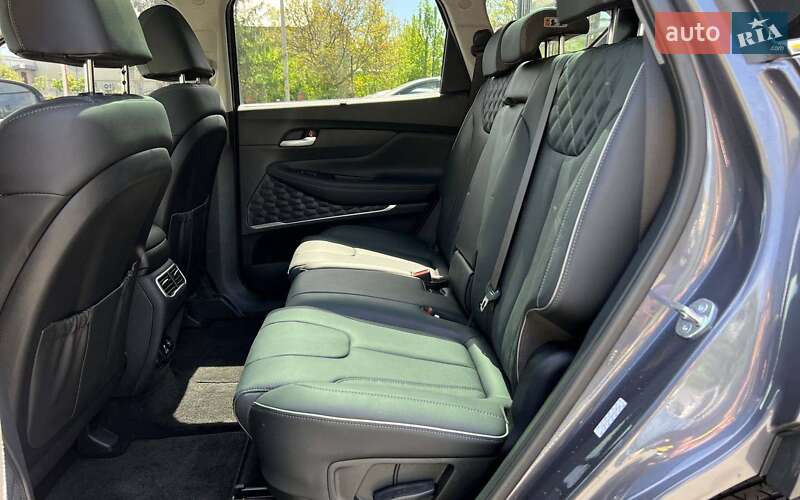 Внедорожник / Кроссовер Hyundai Santa FE 2023 в Ивано-Франковске