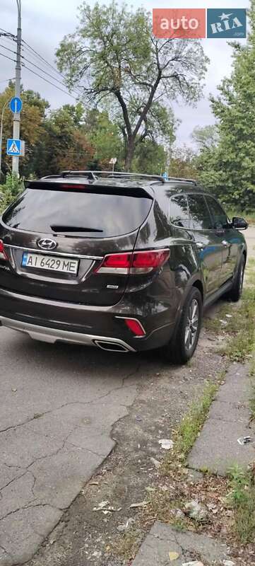 Внедорожник / Кроссовер Hyundai Santa FE 2016 в Киеве