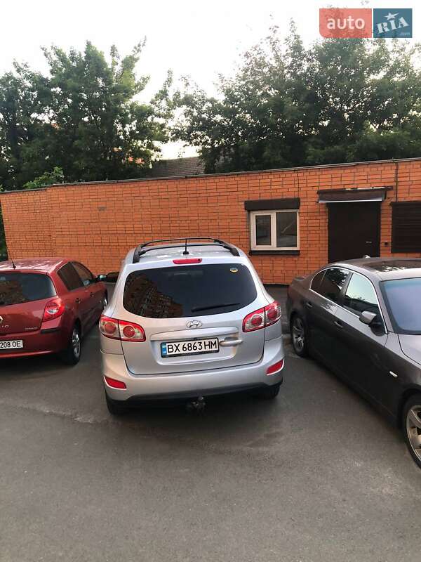 Позашляховик / Кросовер Hyundai Santa FE 2010 в Києві