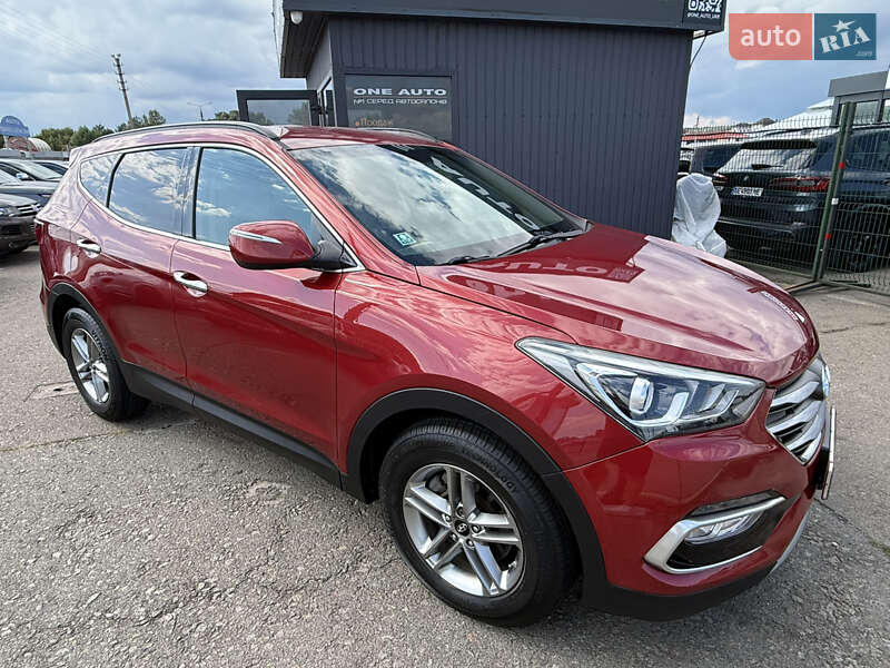 Позашляховик / Кросовер Hyundai Santa FE 2016 в Києві