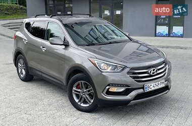 Позашляховик / Кросовер Hyundai Santa FE 2016 в Новояворівську