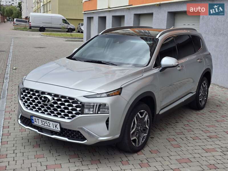 Внедорожник / Кроссовер Hyundai Santa FE 2022 в Ивано-Франковске