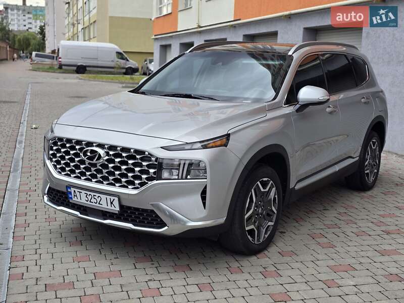 Внедорожник / Кроссовер Hyundai Santa FE 2022 в Ивано-Франковске