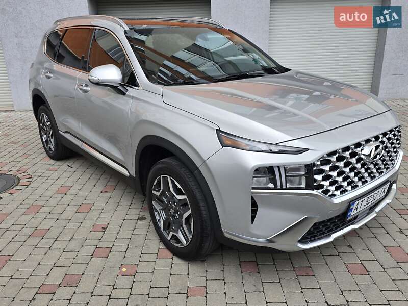 Внедорожник / Кроссовер Hyundai Santa FE 2022 в Ивано-Франковске