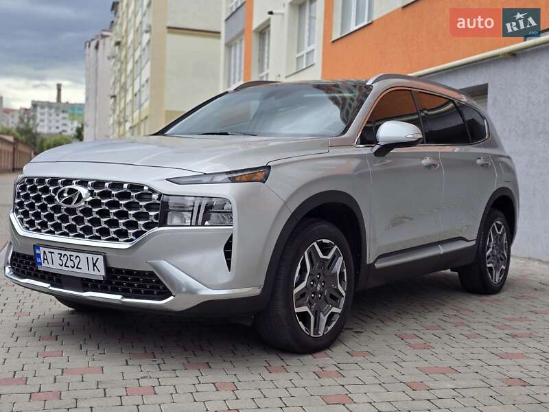 Внедорожник / Кроссовер Hyundai Santa FE 2022 в Ивано-Франковске