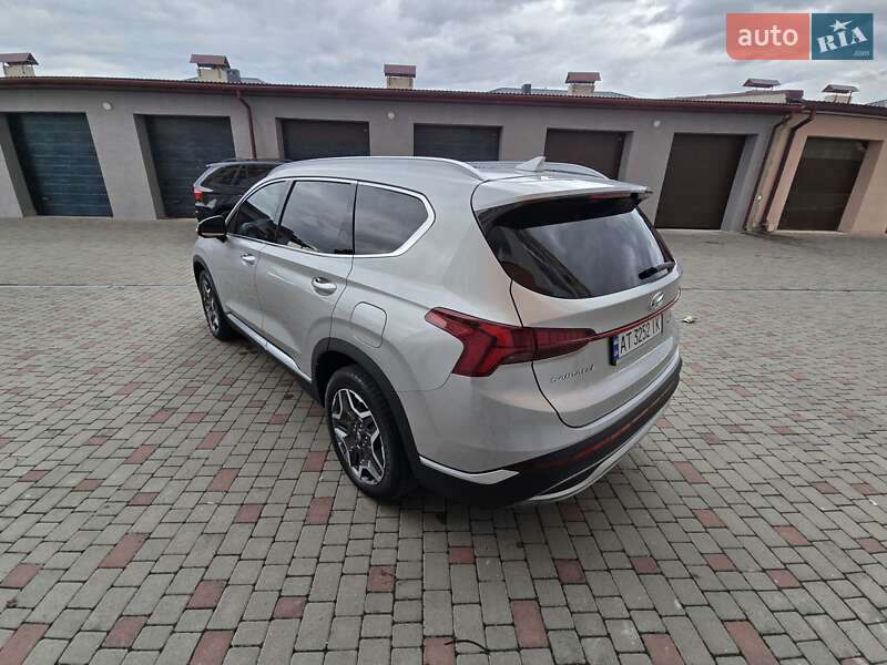 Внедорожник / Кроссовер Hyundai Santa FE 2022 в Ивано-Франковске