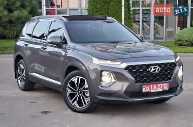 Внедорожник / Кроссовер Hyundai Santa FE 2018 в Киеве
