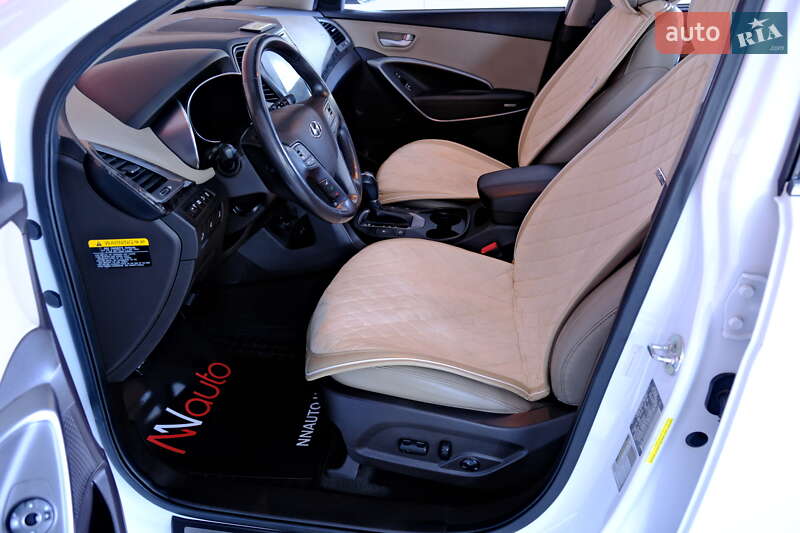 Позашляховик / Кросовер Hyundai Santa FE 2016 в Одесі