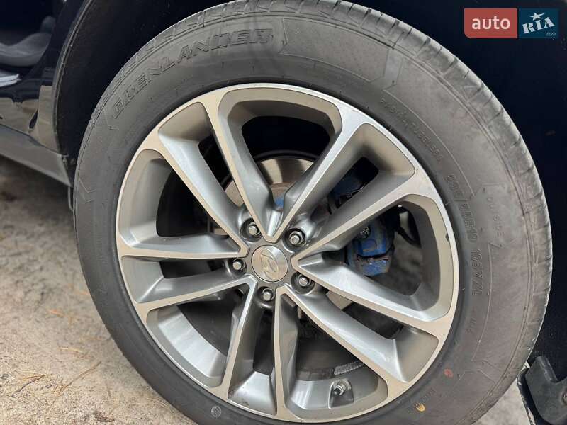 Позашляховик / Кросовер Hyundai Santa FE 2016 в Броварах