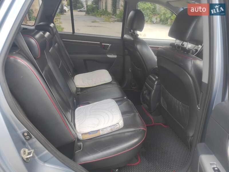 Позашляховик / Кросовер Hyundai Santa FE 2006 в Житомирі