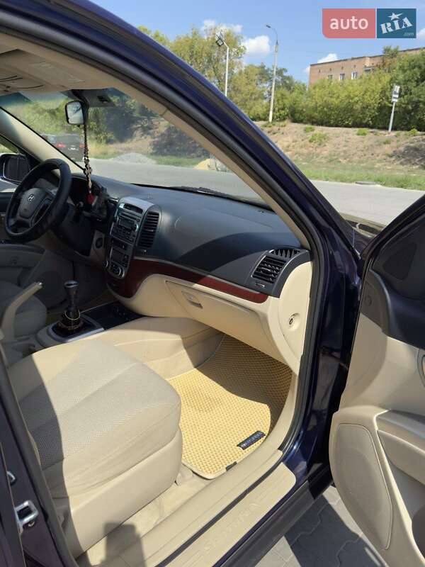 Внедорожник / Кроссовер Hyundai Santa FE 2009 в Ватутино