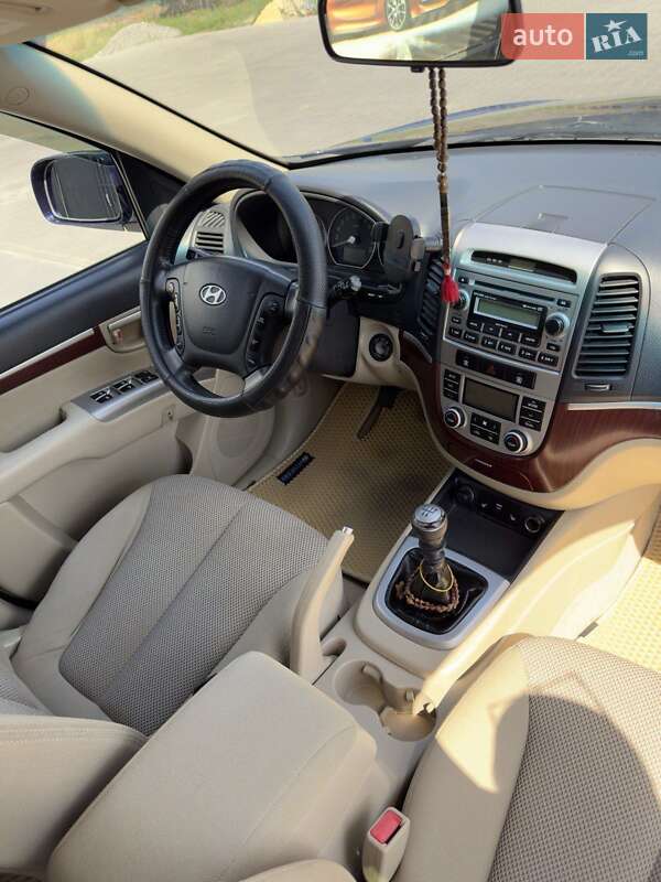 Внедорожник / Кроссовер Hyundai Santa FE 2009 в Ватутино