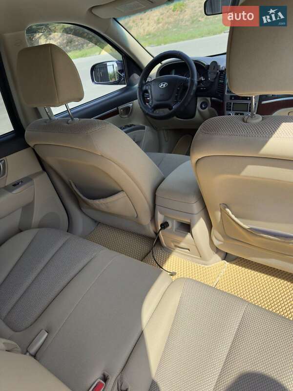 Внедорожник / Кроссовер Hyundai Santa FE 2009 в Ватутино