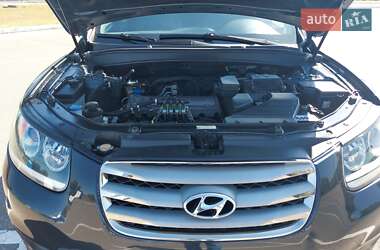 Внедорожник / Кроссовер Hyundai Santa FE 2012 в Киеве