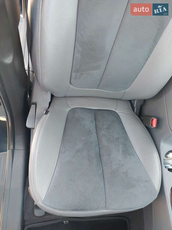 Позашляховик / Кросовер Hyundai Santa FE 2012 в Києві