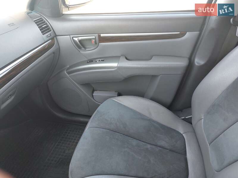 Позашляховик / Кросовер Hyundai Santa FE 2012 в Києві