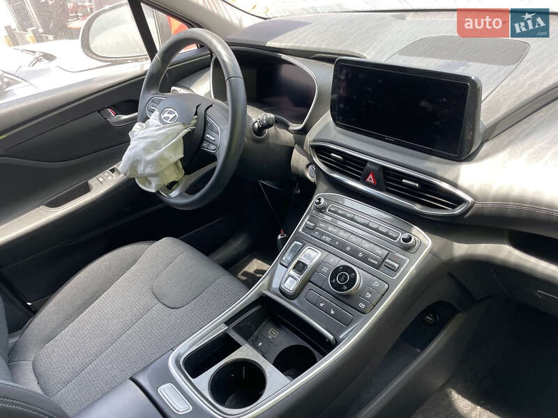 Позашляховик / Кросовер Hyundai Santa FE 2023 в Києві фото 6 Позашляховик / Кросовер Hyundai Santa FE 2023 в Києві