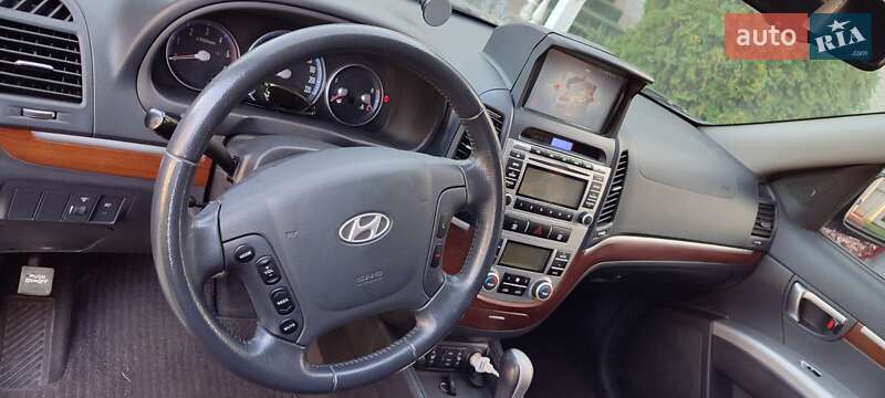 Внедорожник / Кроссовер Hyundai Santa FE 2009 в Черновцах